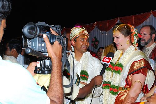 elizabeth-chennamchetty-author-of-chennawhat-wedding-covered-by-etv-hyderabad